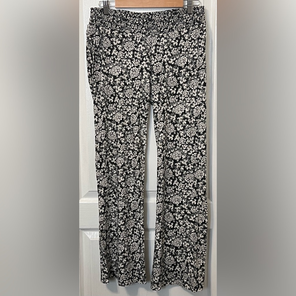 Roxy Black and White Floral Cotton Blend Pants